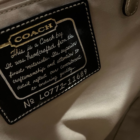 Coach Bag - Picture 7 of 11